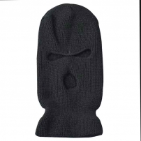 Балаклава в'язана з трьома прорізами чорна