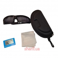 Obaolay Polarized glasses. in a case (1 lns + diopter insert)