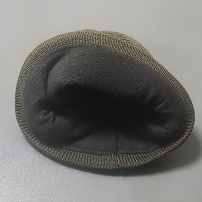shapka-vyazanaya-s-kokardoj-ngu-s-flis-khaki