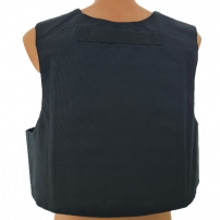 zhilet-black-pod-plity-s-molle