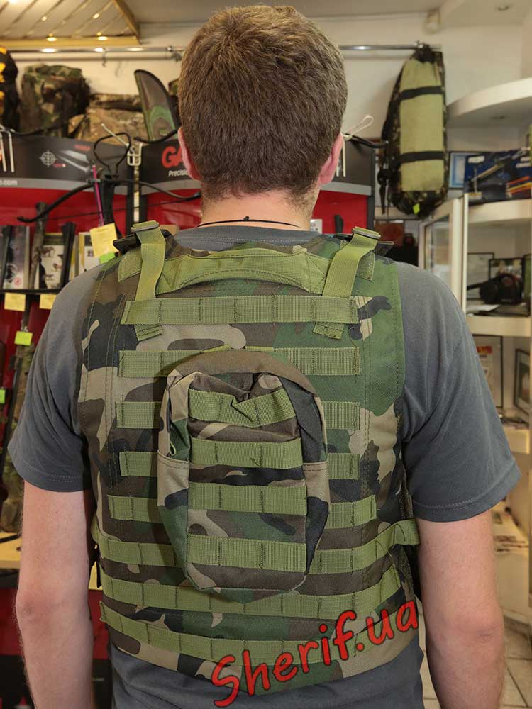 MOLLE vest