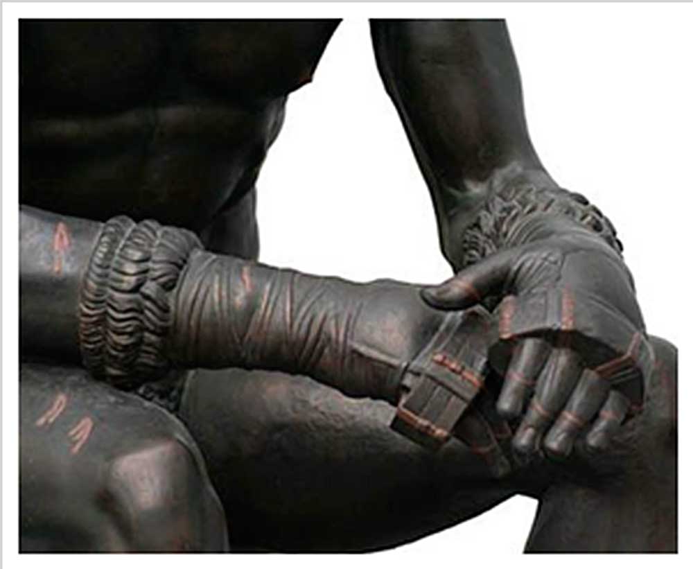 древние защитные перчатки